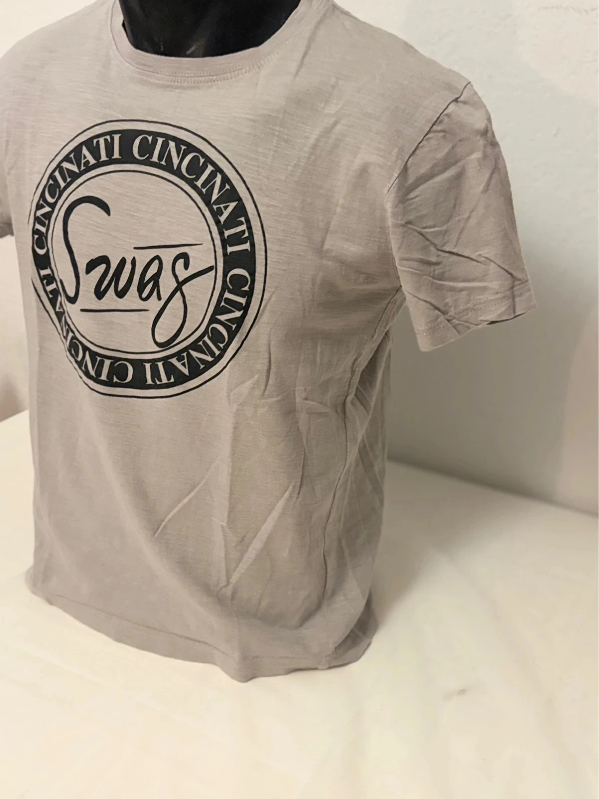 Camiseta Masculina Cinza Claro Mesclada Cincinnati & Co Estampa Preta "SWAG" - Tamanho M – photo 5